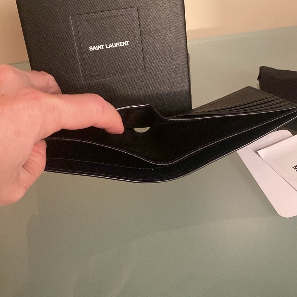 NIB Auth YVES SAINT LAURENT YSL leather WALLET w/ dust bag Made in ITALY - Picture 13 of 16